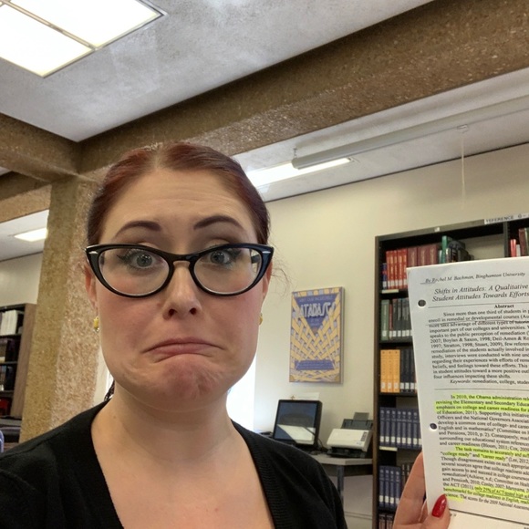 Black  strapless lace dress. Lined in yellow. - Picture 5 of 5